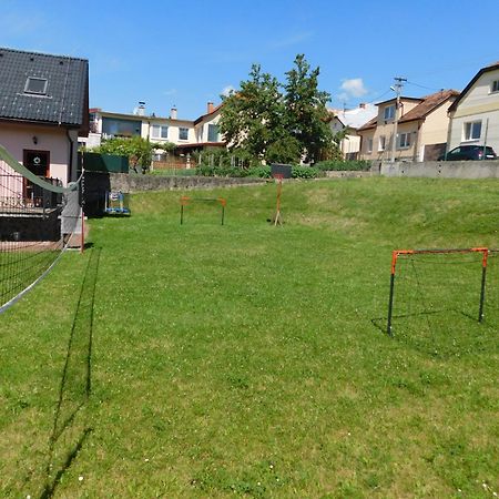 Apartmanovy Penzion Бойнице Екстериор снимка