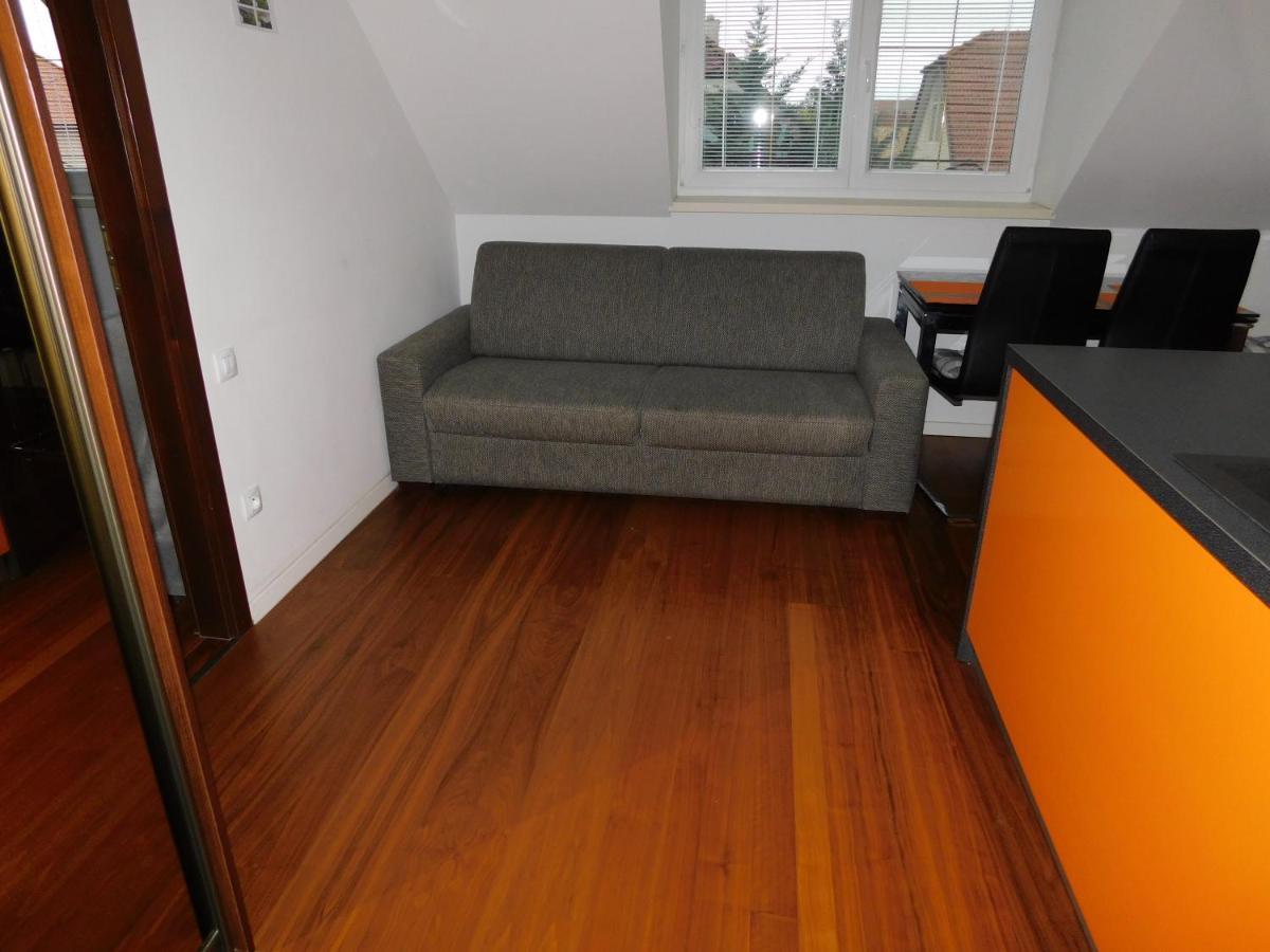 Apartmanovy Penzion Бойнице Екстериор снимка