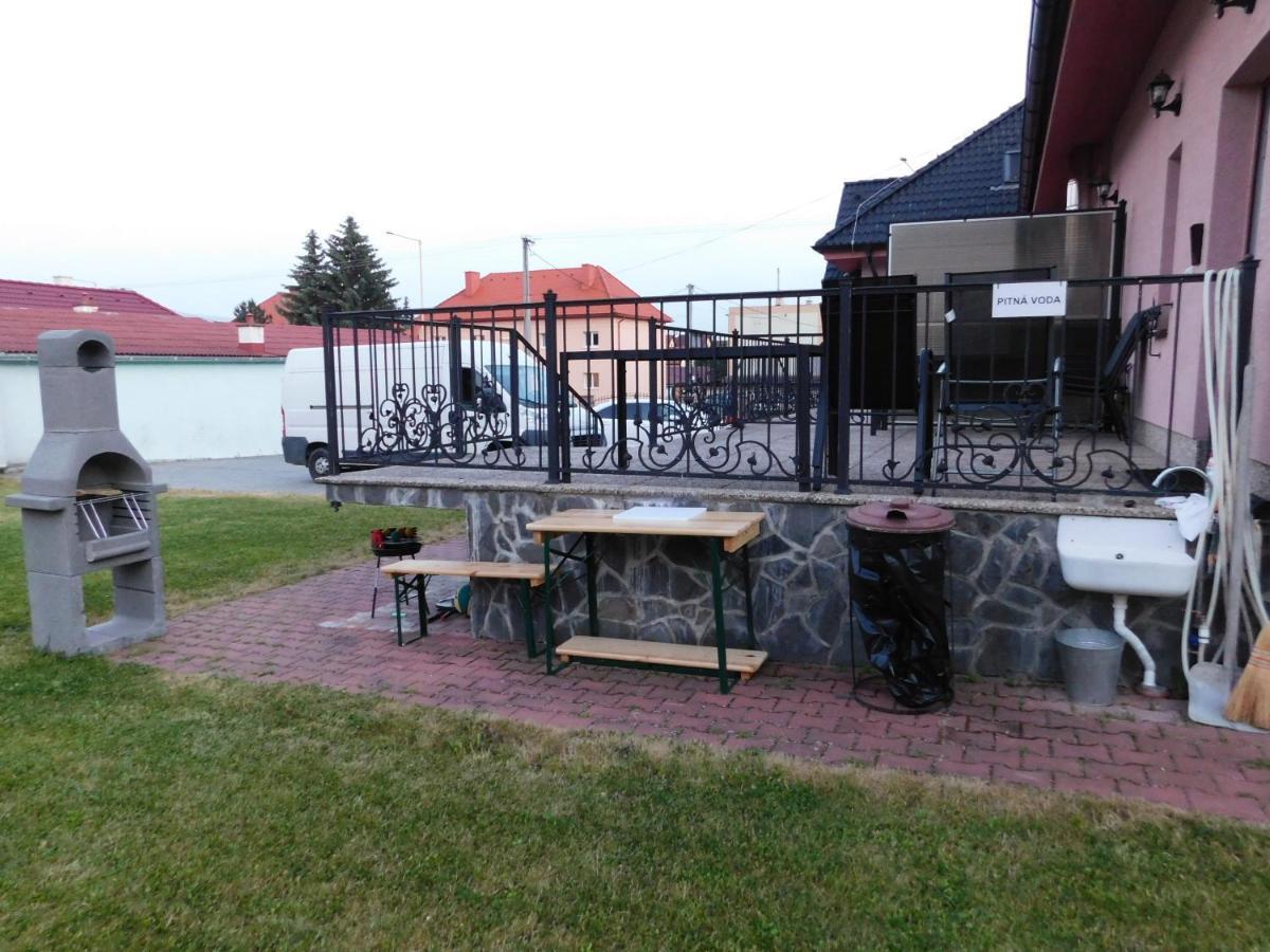 Apartmanovy Penzion Бойнице Екстериор снимка
