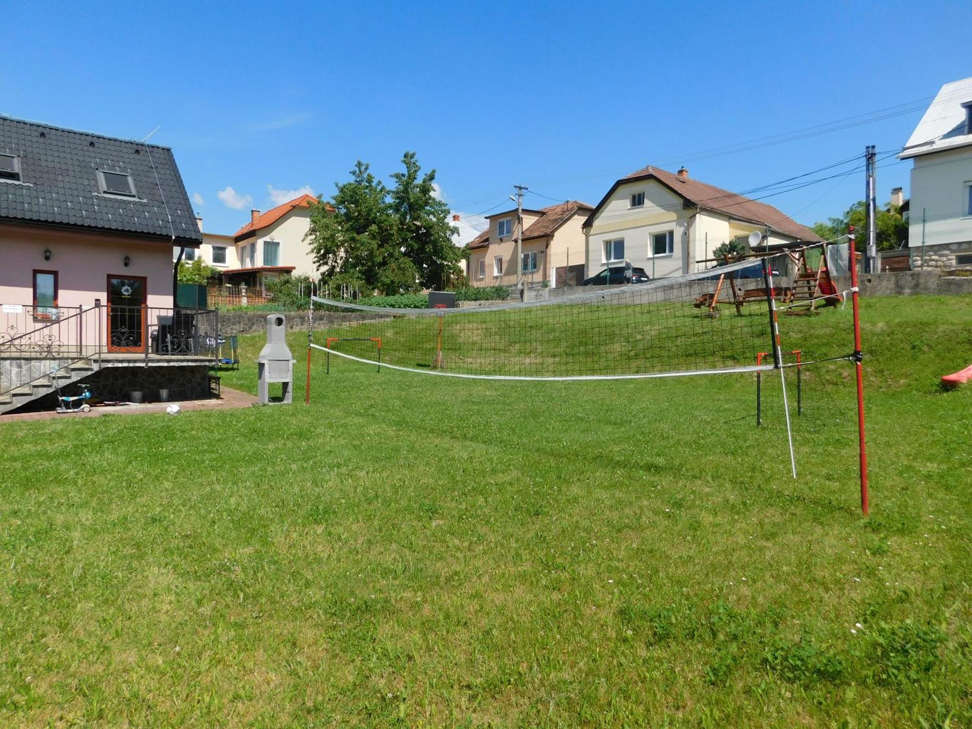 Apartmanovy Penzion Бойнице Екстериор снимка