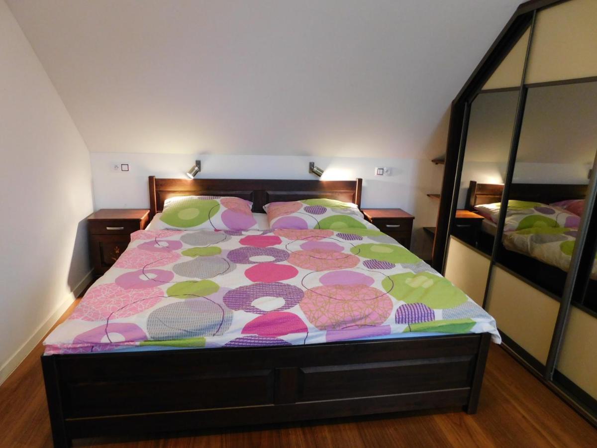 Apartmanovy Penzion Бойнице Екстериор снимка